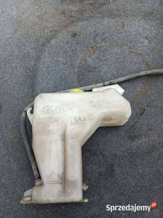 zbiornik płynu wyrównawczego nissan Primera P12