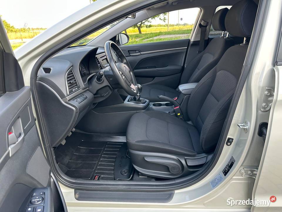NOWY HYUNDAI ELANTRA 16 BENZYNA 127 20172018 23 Kutno sprzedam