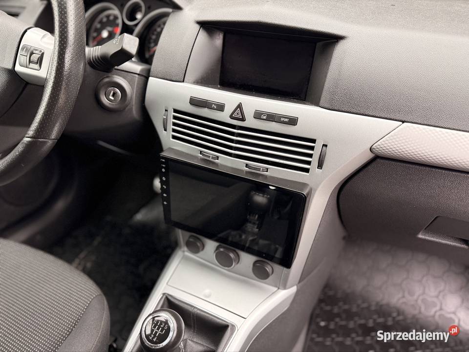 Opel Astra GTC OPC Line 18 140 Xenon Tempomat reflektory ksenonowe Będzin