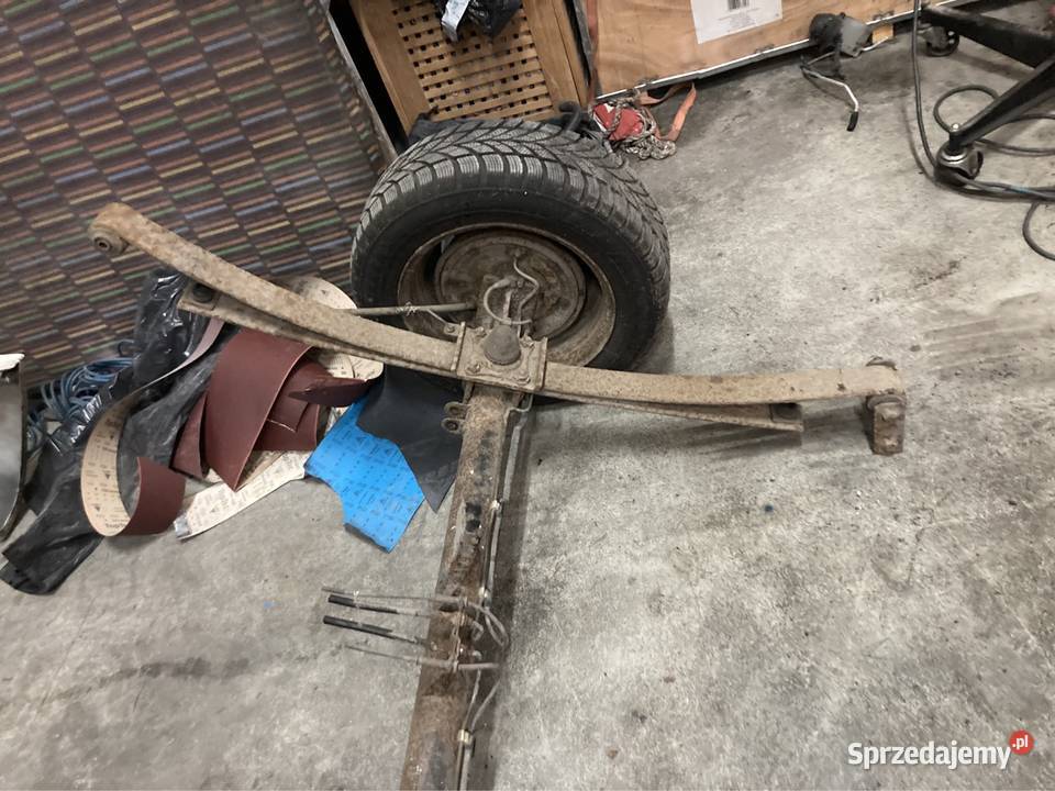 VW Caddy Seat Inca oś tylna z resorami Resory sprzedam
