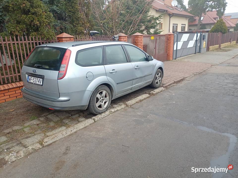 Ford Focus Kombi MK2 16 115 2006r LPG 250 Długie Focus Legionowo