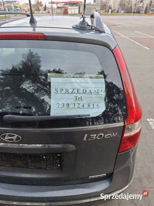 Sprzedam HYUNDAI i30 CW FD 16CRDi 85kw116 2010r mazowieckie Ostrołęka