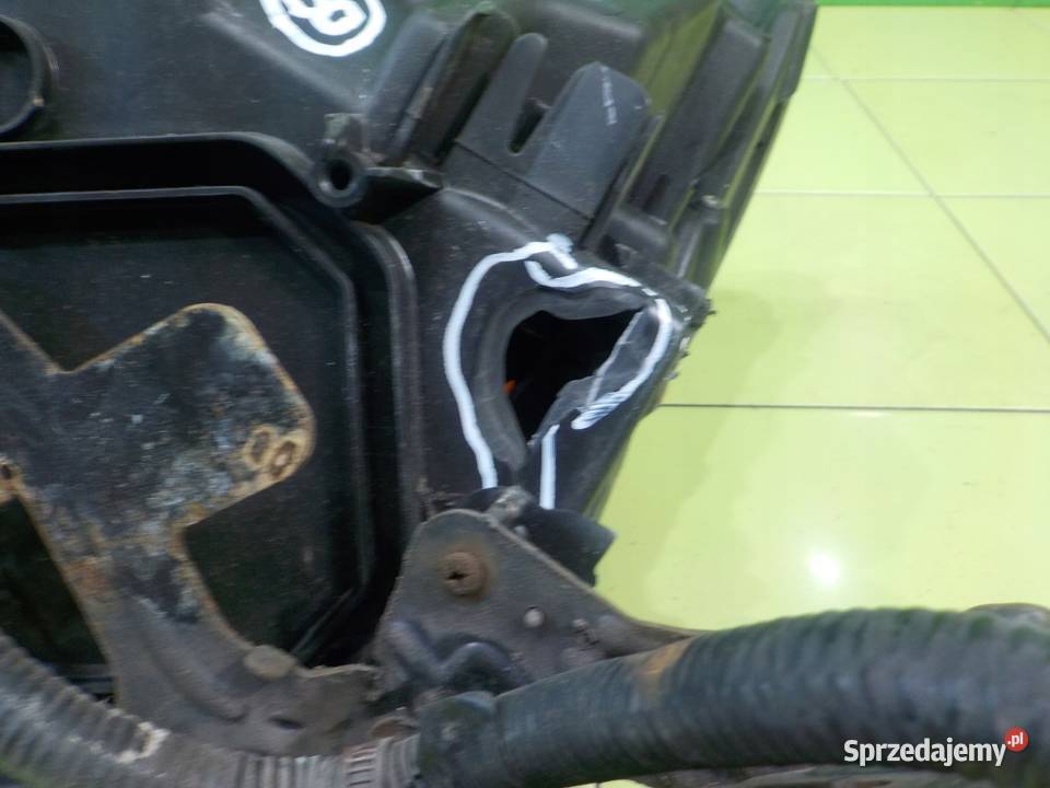 LEXUS IS II LIFT 25 B 10r SEDAN 4D lampa prawa Suków