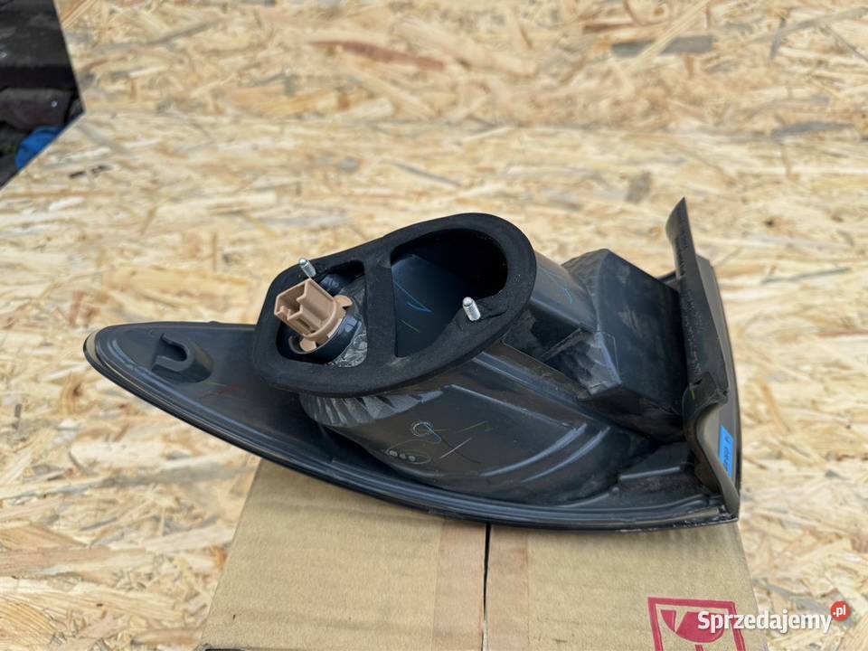 Lampa tylna tył lewa LH Mazda 6 VI GG kombi 02 Lampy tylne Międzychód