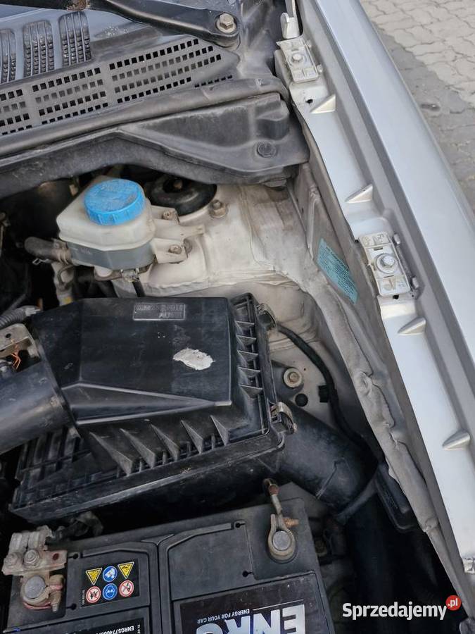 NISSAN ALMERA TINO 22 DCI światła przeciwmgielne