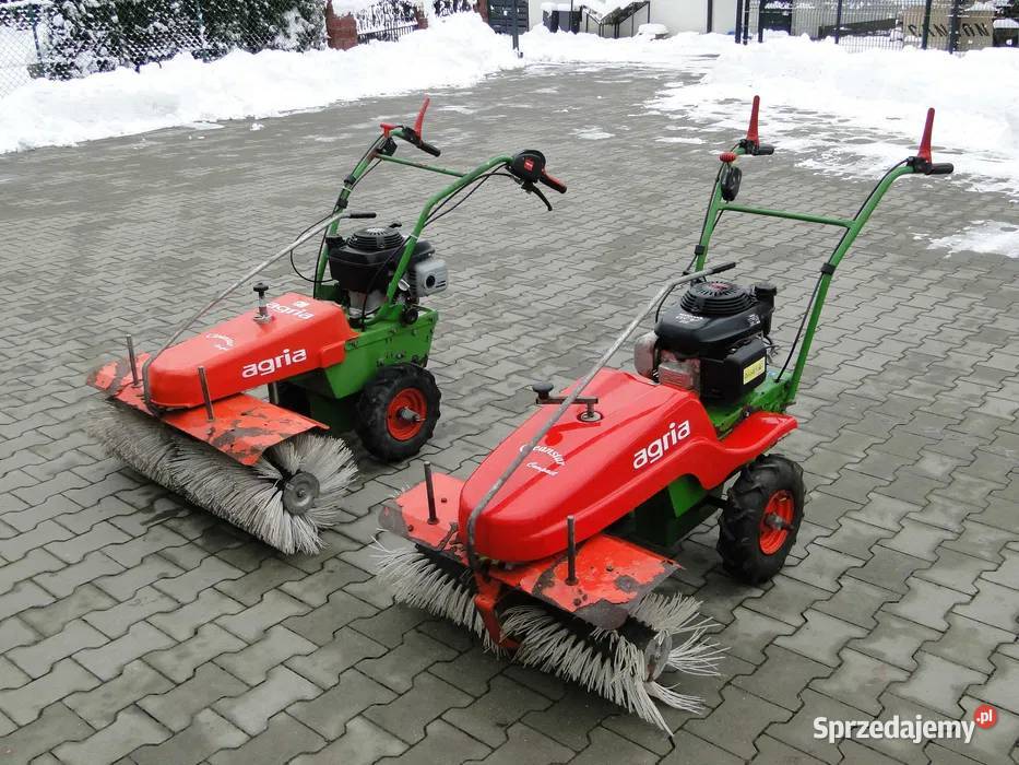 Odśnieżarka Szczotka Zamiatarka DO KOSTKI ŚNIEGU Łętownia