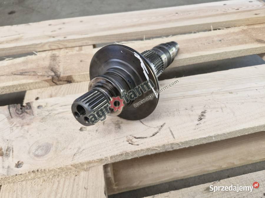 Wałek Z38 Deutz Agrotron M410 61204 6160 sprzedam