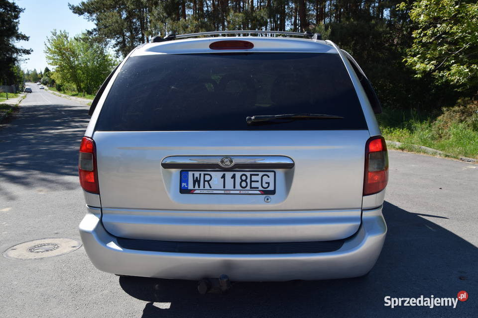 Chrysler Town Country 33