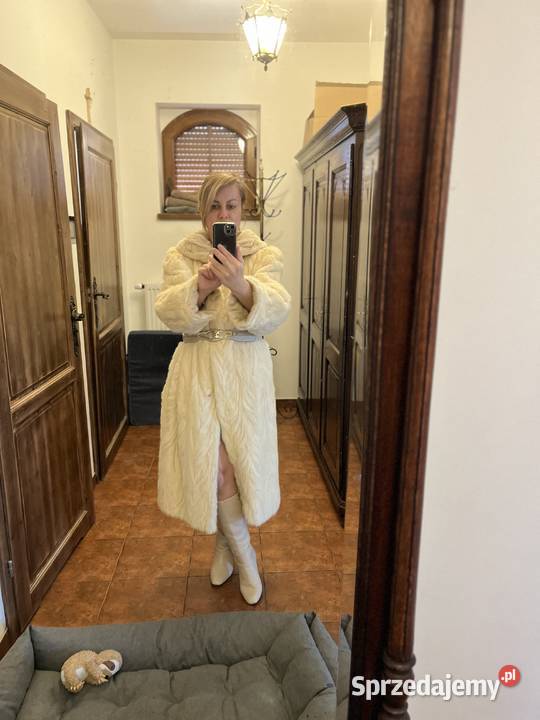 Kremowe futro z norek 3840 Łowęcin sprzedam