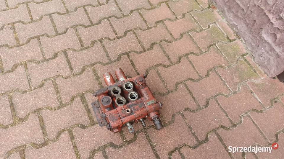 Rozdzielacz Hydrauliczny Ciągnik LKT 81 LKT 80 Łaskarzew