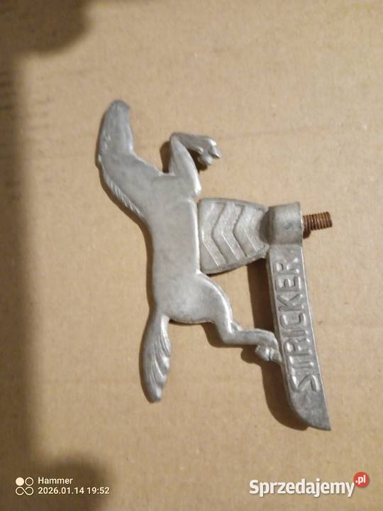 Emblemat STRICKER na błotnik Ciosaniec