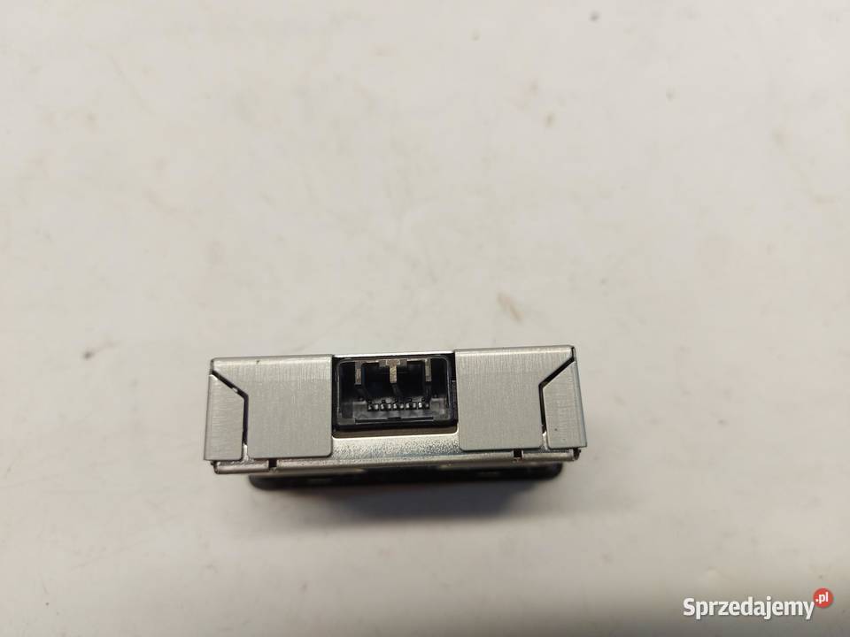 Honda HRV III eHEV 2022r GNIAZDO PORT USB