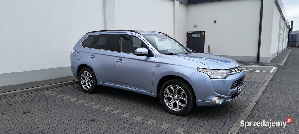 Mitsubishi Outlander Mitsubishi Outlander PHEV sprzedam