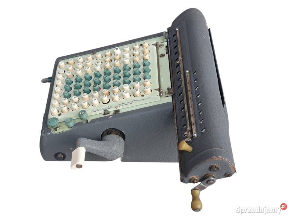 Stary Czechosłowacki kalkulator NISA mechaniczna