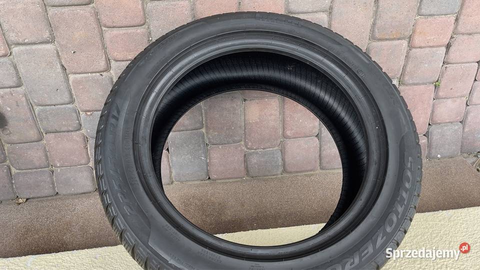Opona PIRELLI WINTER SOTTOZERO 3 22550R17 98 H Margonin