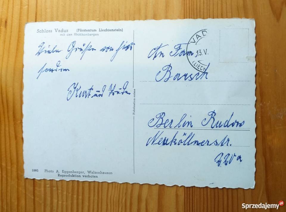 WIDOK NA ZAMEK W VADUZ STOLICY LIECHTENSTEINU Piszczac