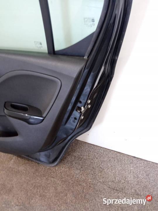 DRZWI PRAWE TYŁ Z22Y Opel Corsa V 2014 E Rok produkcji 2018