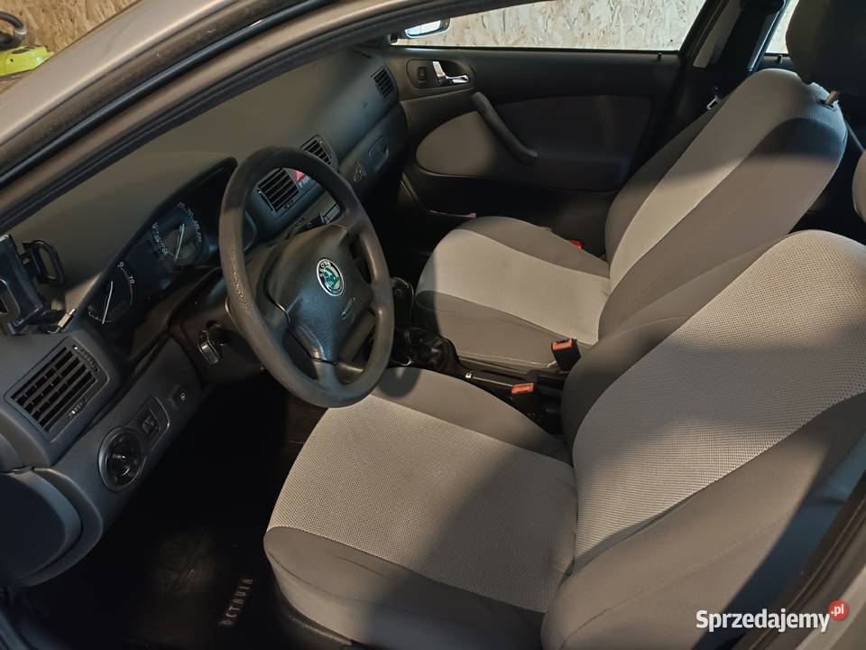 Sprzedam Skoda Octavia 1 Tour 16 mpi 102 benzyna