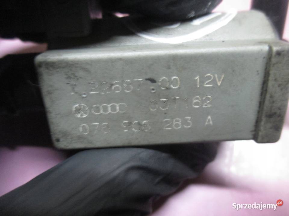 Audi TT 18T 04r 180 72268700 078906283A ZAWÓR
