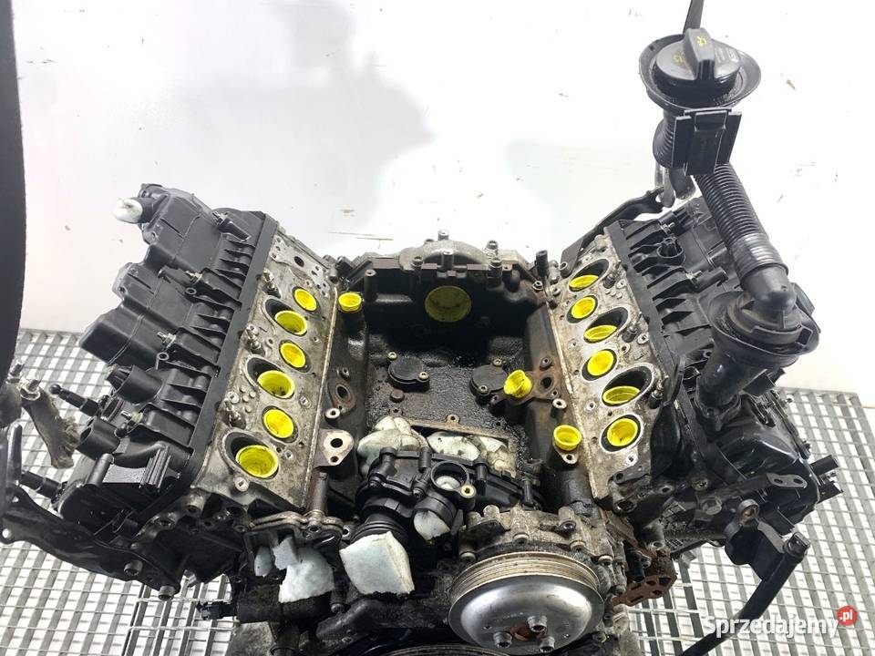 SILNIK AUDI 30 286 DHXA Q8