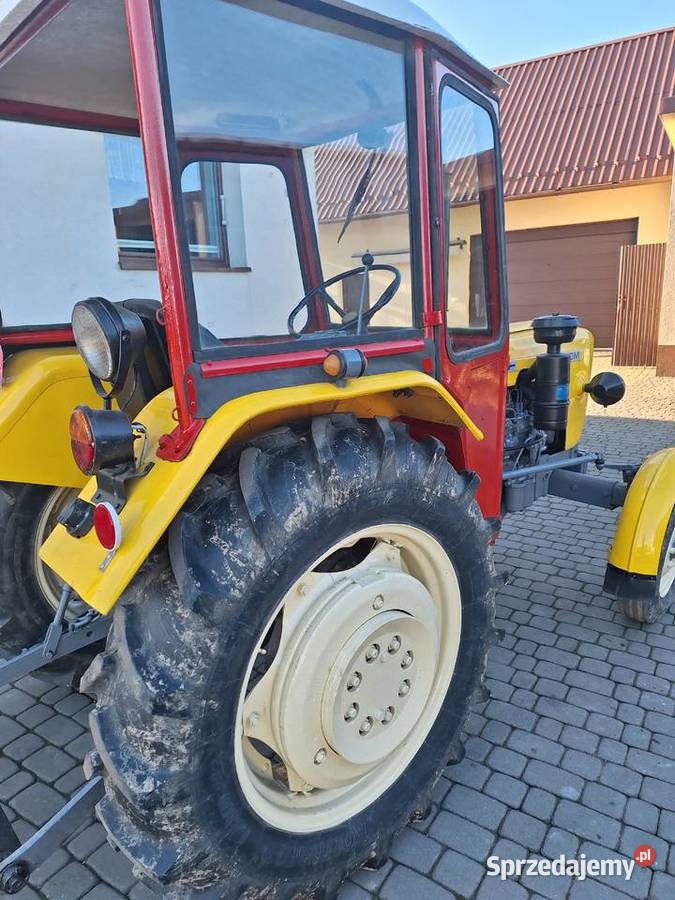 Ciągnik Ursus 330M Kraków