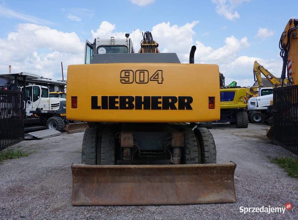 Koparka kołowa Liebherr A 904 2002 Jeziorko sprzedam
