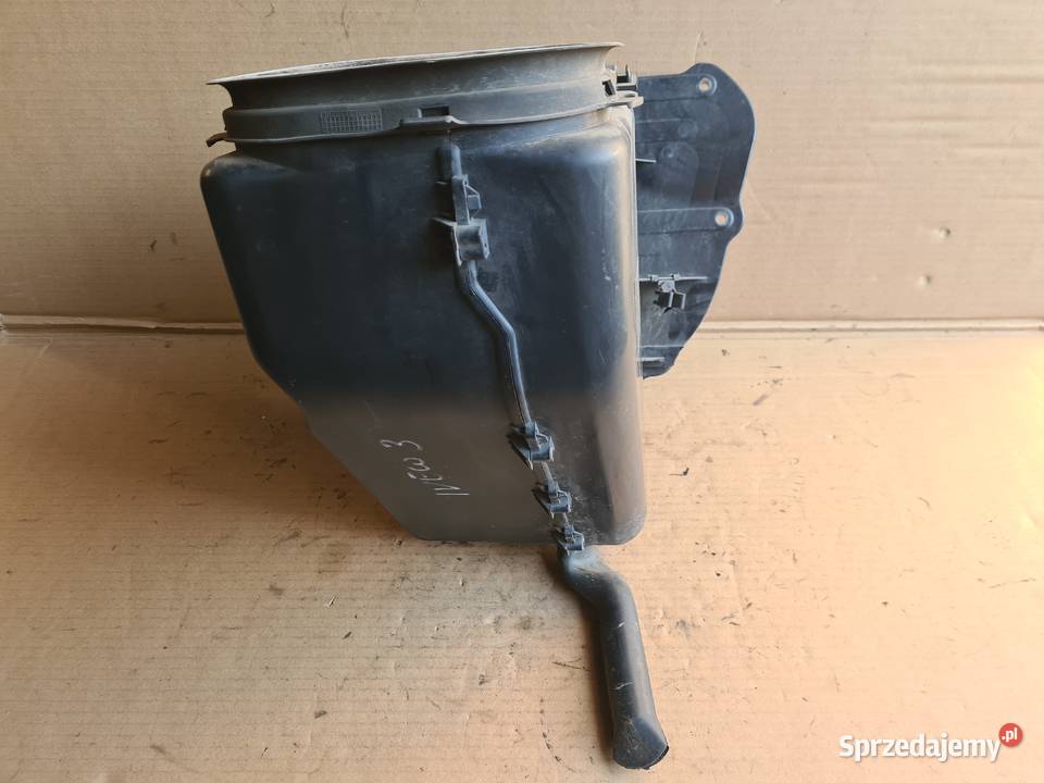 IVECO DAILY 3 9906 obudowa filtra kabinowego Kanały powietrza Legnica sprzedam