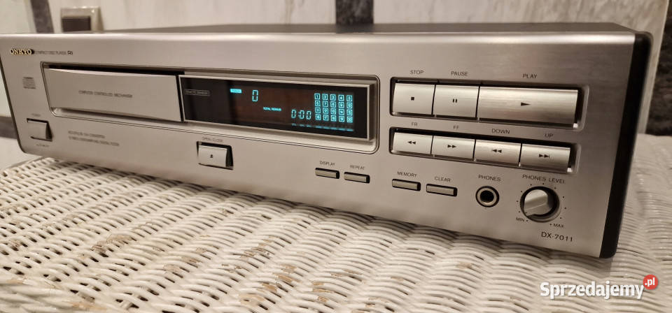 Onkyo DX7011 kompaktowy odtwarzacz CD player Międzychód