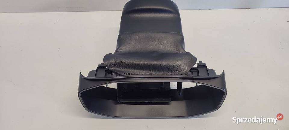 CUPRA FORMENTOR RAMKA LICZNIKA OSŁONA KOLUMNY Osłony i zaślepki