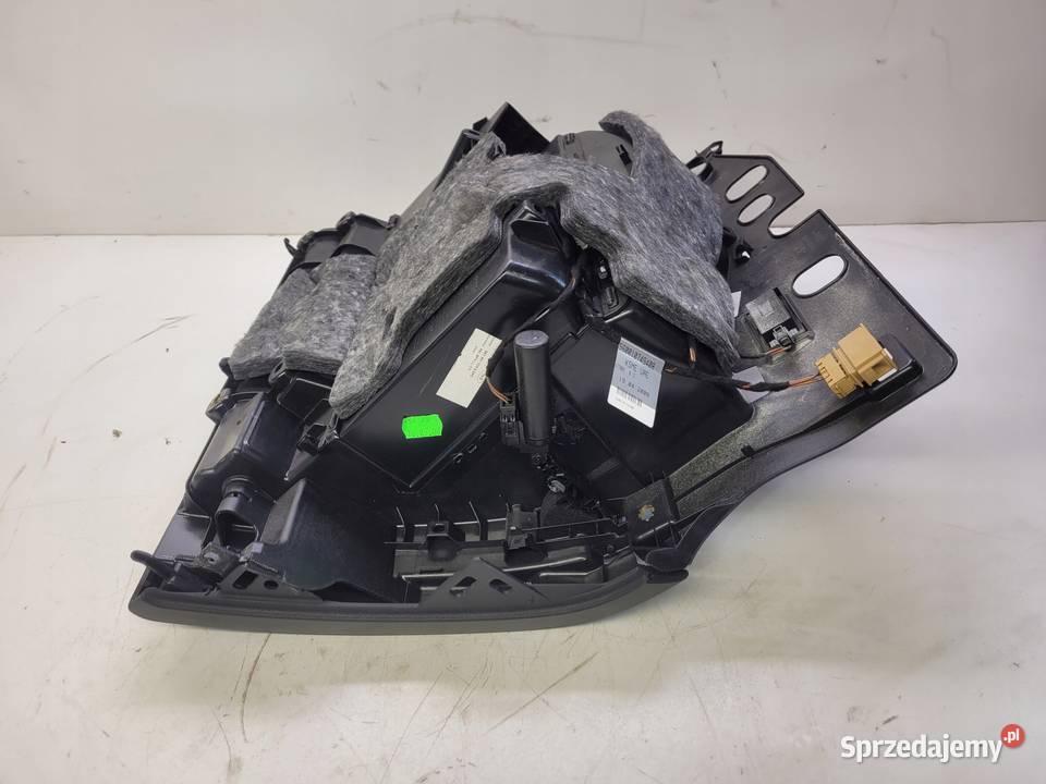 SCHOWEK PASAŻERA AUDI A4 B8 LIFT 8K1857035A Schowki, półki śląskie sprzedam