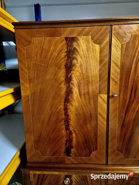 Stara szafa stylowa gabinet