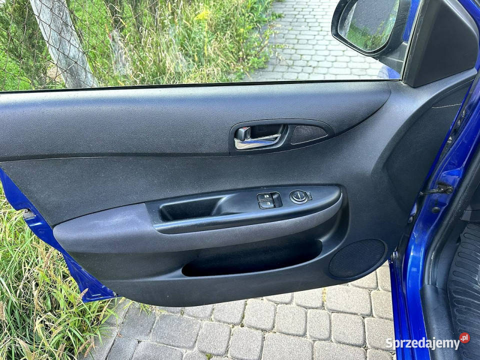 Hyundai i20 HYUNDAI i20 12 78 FIFA WM EDITION Rok produkcji 2010 Wrocław