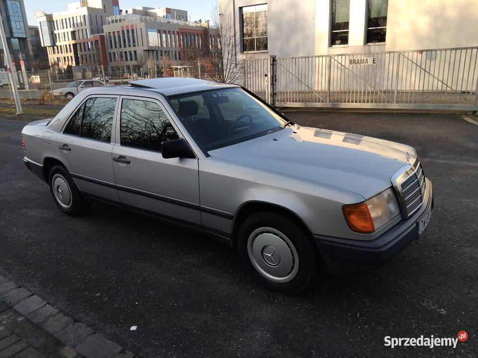 Mertcedes W 124 230E Bez korozji ładne wnętrze nieuszkodzony Wrocław