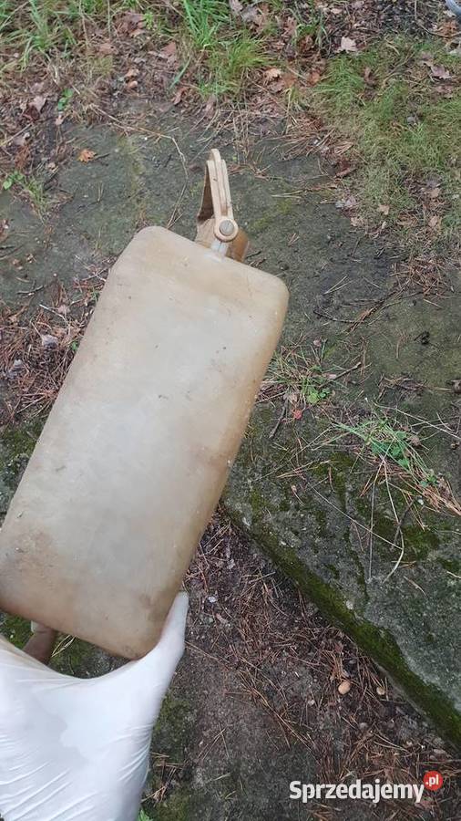 Kanister plastikowy gwiazda biały sygnowany Warszawa sprzedam