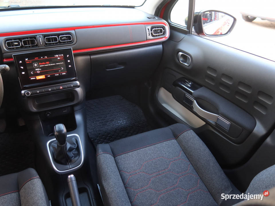 Citroen C3 12 PureTech asystent pasa ruchu Katowice