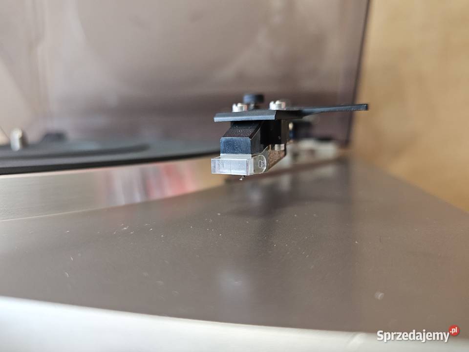 Gramofon ONKYO CP101A