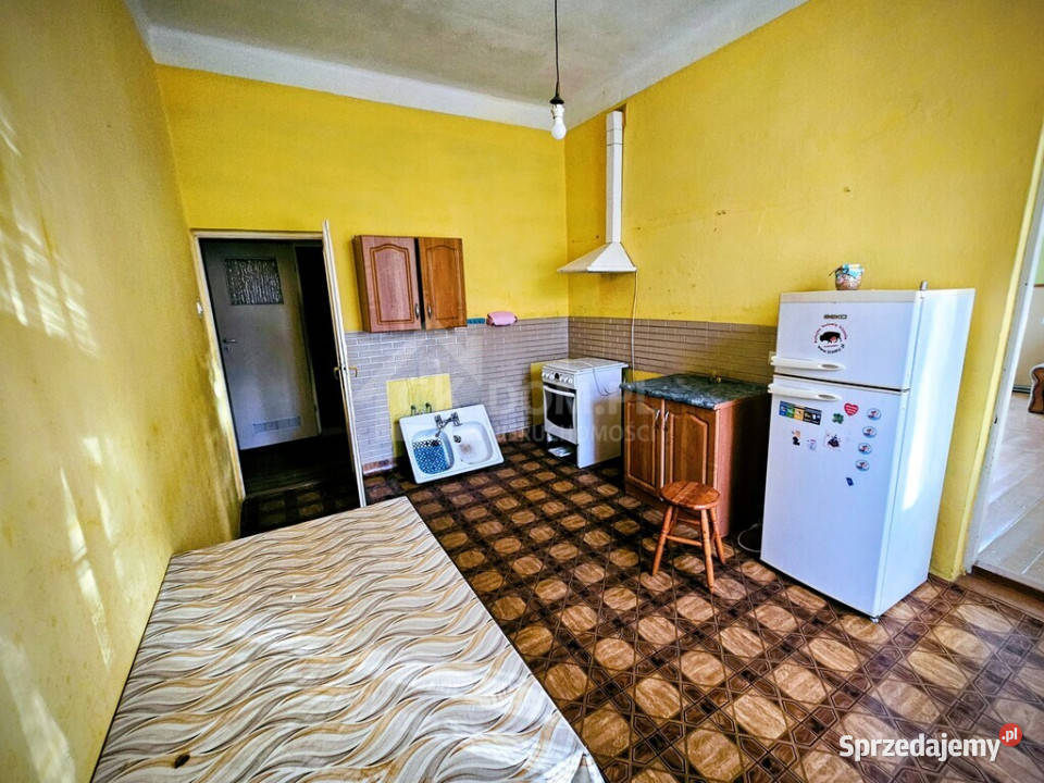 mieszkanie z potencjałem w Dworku cegła świętokrzyskie sprzedam