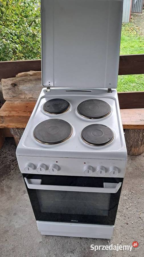 Kuchenka Elektryczna Amica 4 palnikowa z piecem Świecie