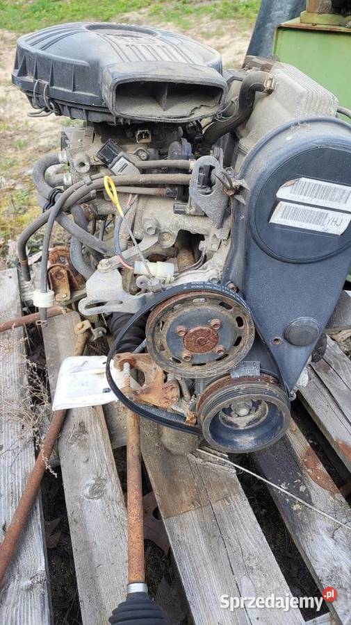 Suzuki Swift 2001 silnik benzyna lubelskie Tomaszów Lubelski