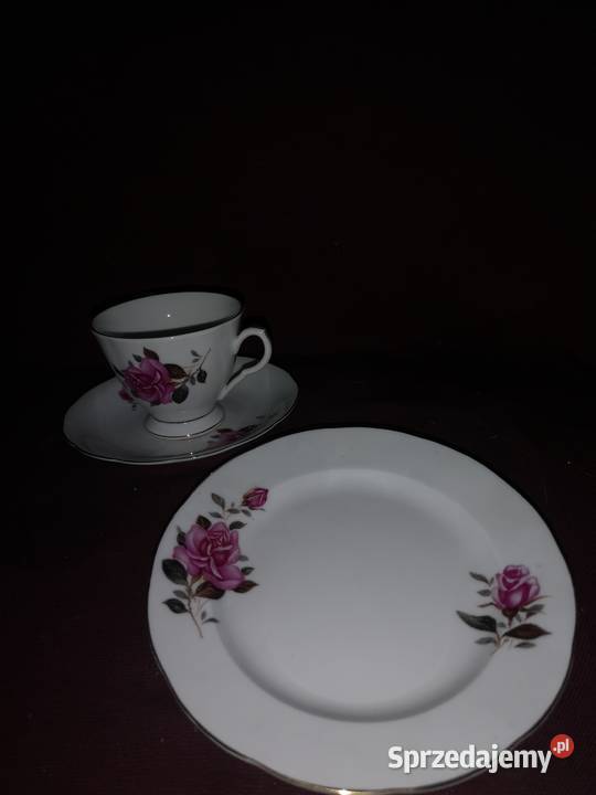 Filiżanka i talerzyk deserowy z różami Made in pomorskie