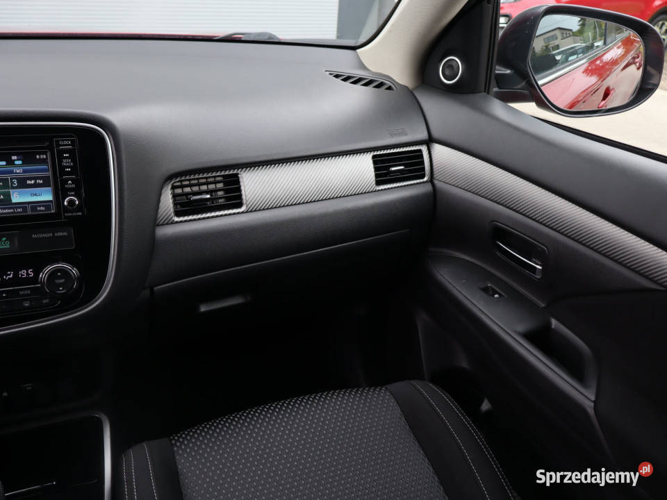 Mitsubishi Outlander 20 Rok produkcji 2017 Outlander Katowice sprzedam
