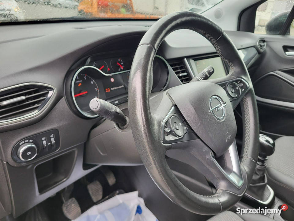 Opel Crossland Komorniki