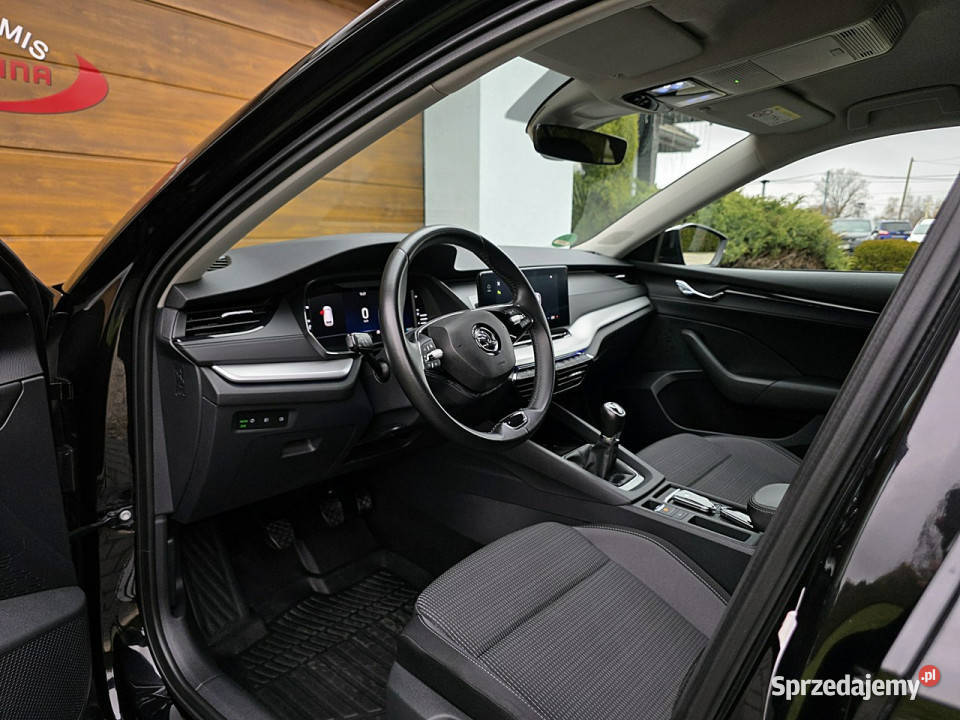 koda Octavia serwis ASO nawigacja IV 2020 czarny Rydułtowy