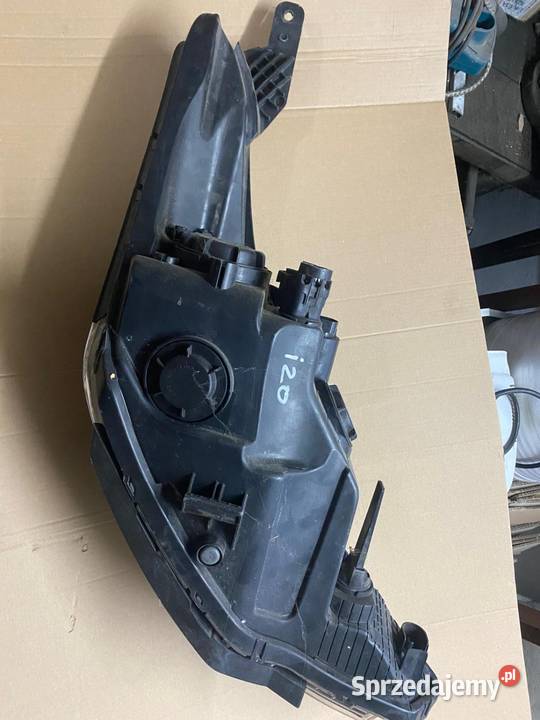 Lampa Lewa Hyundai i20 2015 Soczewka Led małopolskie Sucha Beskidzka