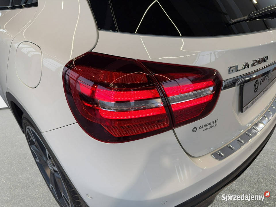 Mercedes GLA 200 Style 16T 156 automat 2017 r VAT marża Mercedes-Benz Myślenice sprzedam