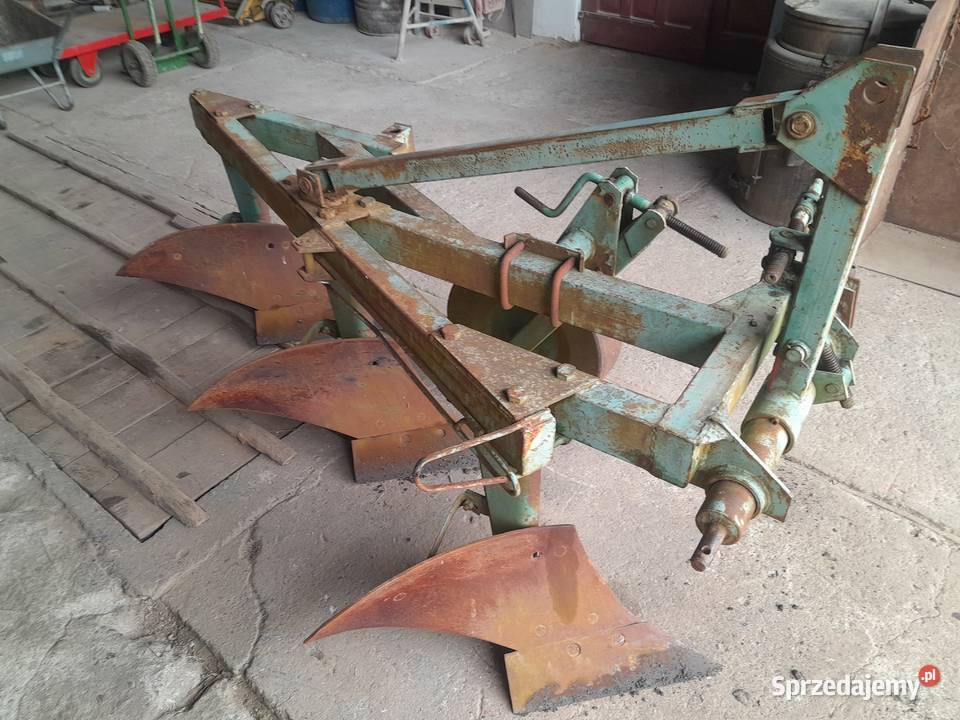 Pług 3 skibowy średni