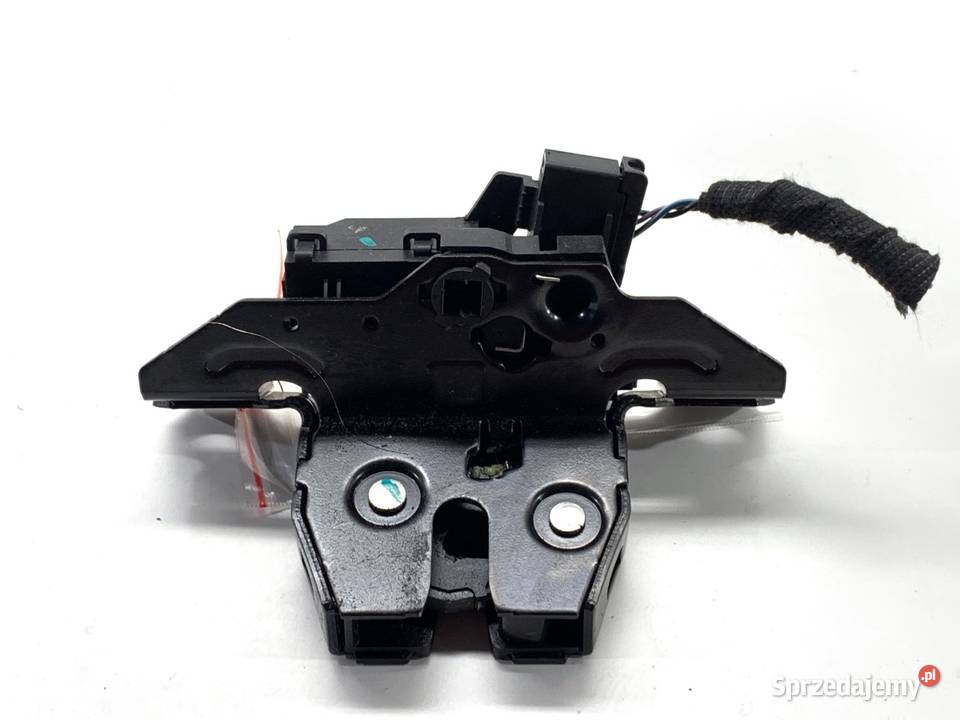 ZAMEK KLAPY TYŁ OPEL MOKKA Hatchback 13587640 osobowe