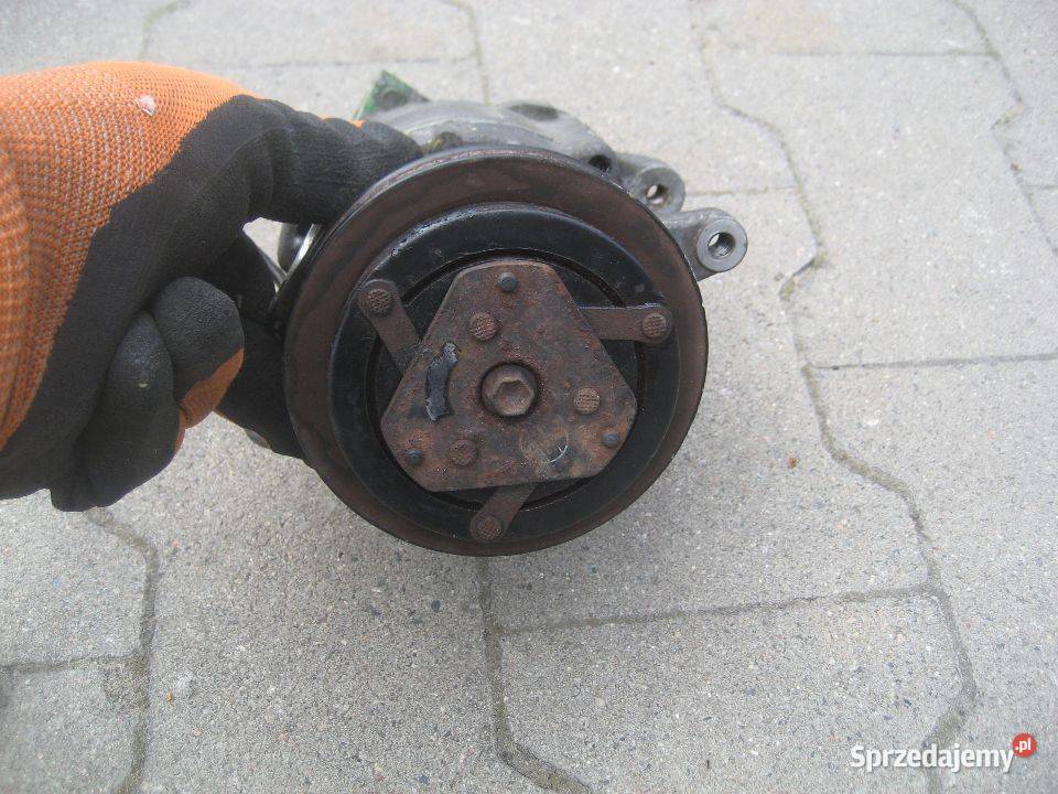 daihatsu sirion 0205r 10 benzyna kompresor osobowe wielkopolskie Rakoniewice