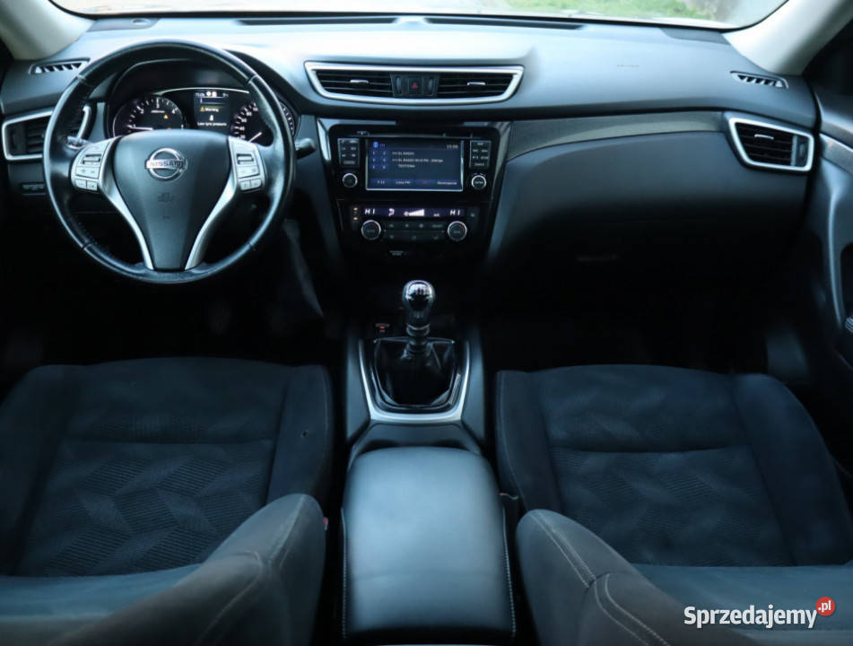 Nissan XTrail 16 dCi wielofunkcyjna kierownica