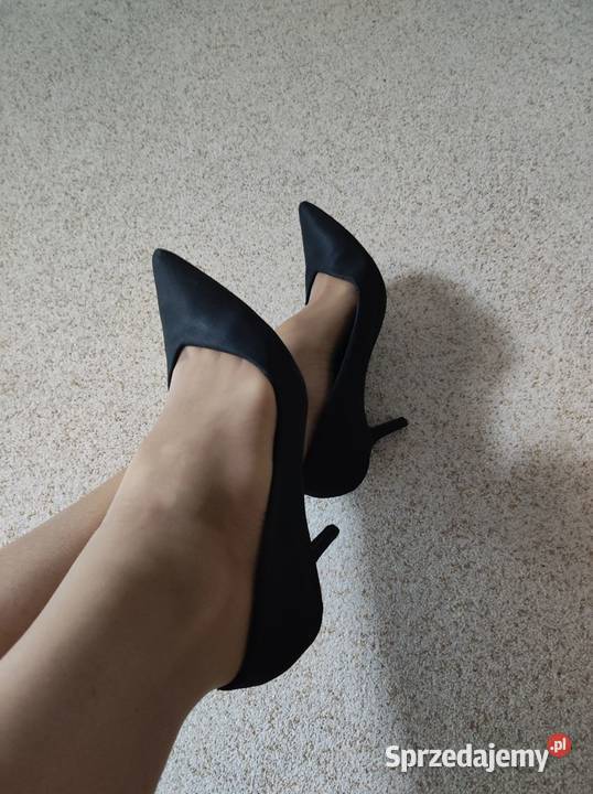 Czółenka szpilki Mohito eleganckie kobiece